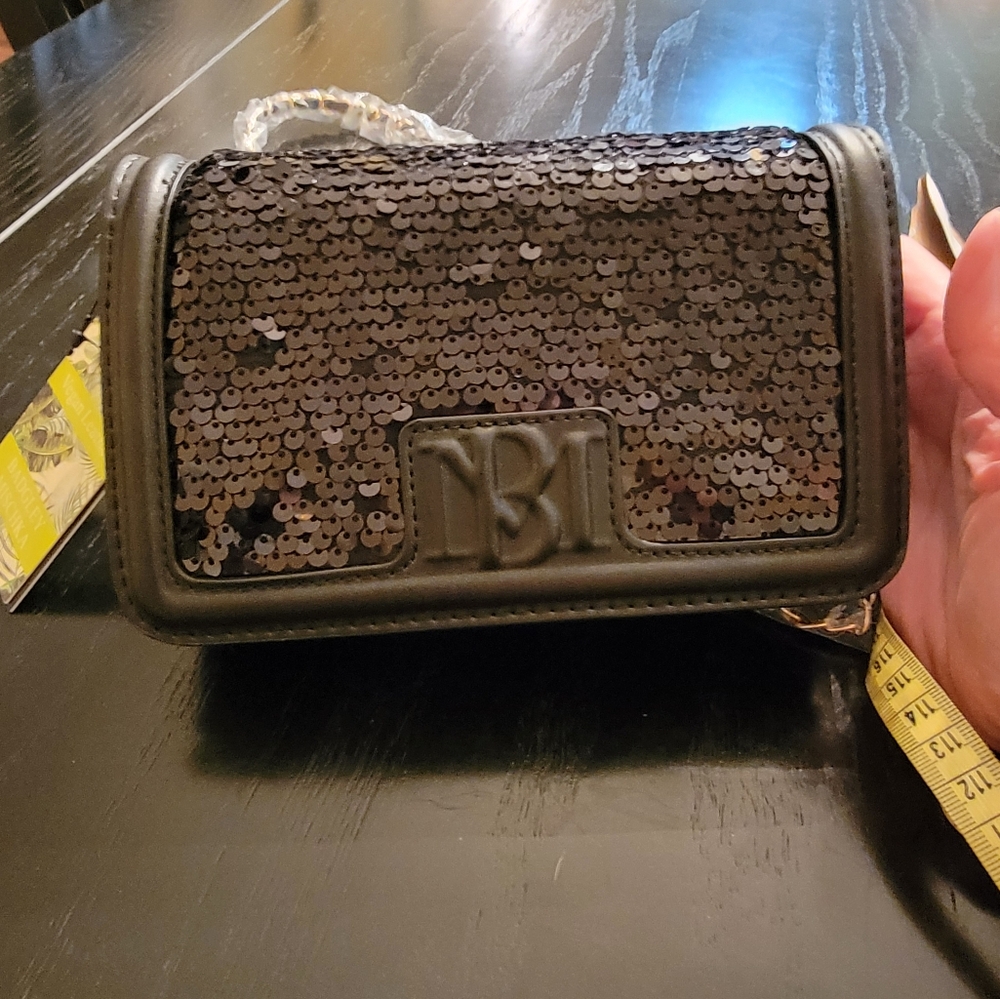 NWT Badgley Mischka bag